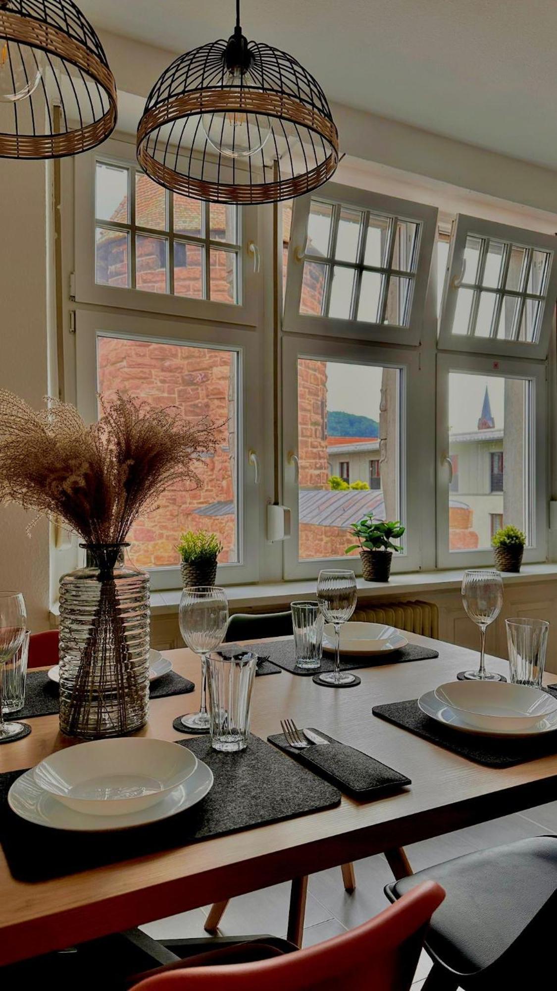 Amao-Brown I Exklusives City-Apartment I 85Qm I Privatparkplatz & Komfort I King-Size Bed Lahr  Exteriér fotografie